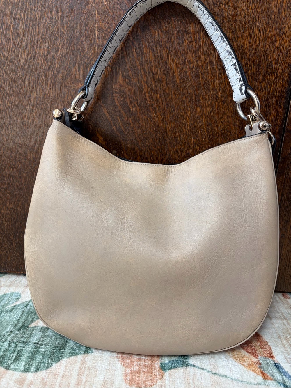 Coach NOMAD HOBO GLOVETANNED LEATHER
HANDBAG PURSE with Snake-Print Strap - Picture 4 of 14